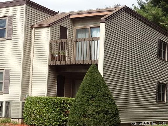 2nd image of 112 Twin Circle Dr