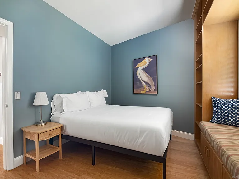 3701 Riviera Dr #11 — Photo 24