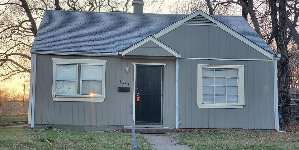 1st image of 7244 Agnes Ave
