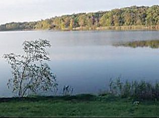 W377S3433 Lake Dr, Dousman, WI 53118