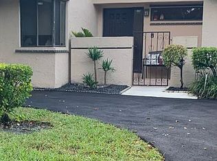 9248 Chelsea Dr S, Plantation, FL 33324