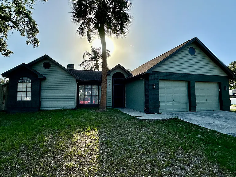 1041 Sawyers Ct — Photo 23