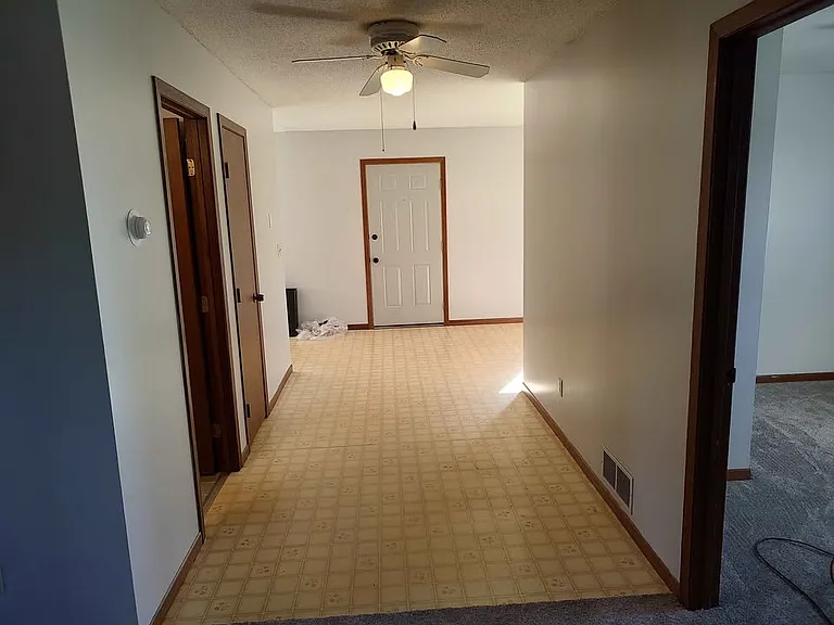 124 W Saint George Ave #1 — Photo 4