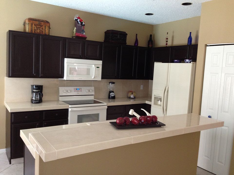 2nd image of 5121 Heron Pl