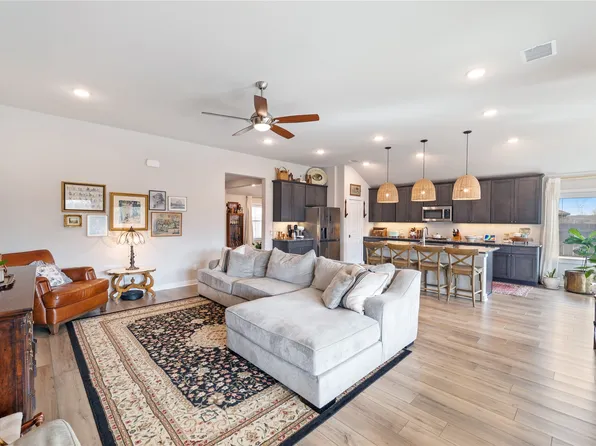 5648 Huffines Blvd, Royse City, TX 75189