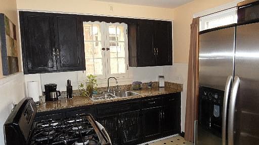 5th image of 6826 W Dickens Ave