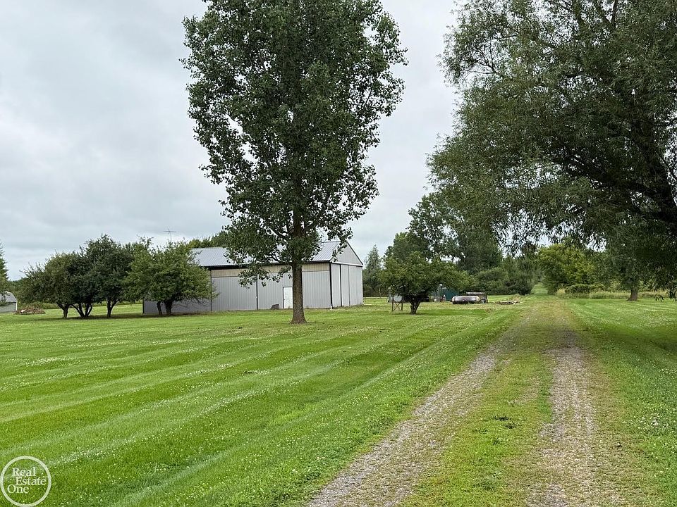 15594 Bryce Rd, photo 9
