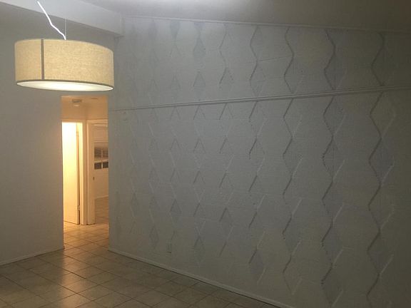 3rd image of 2800 Harrison Ave APT 2