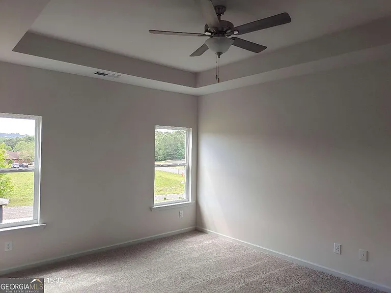 66 Professional Pl SE — Photo 8