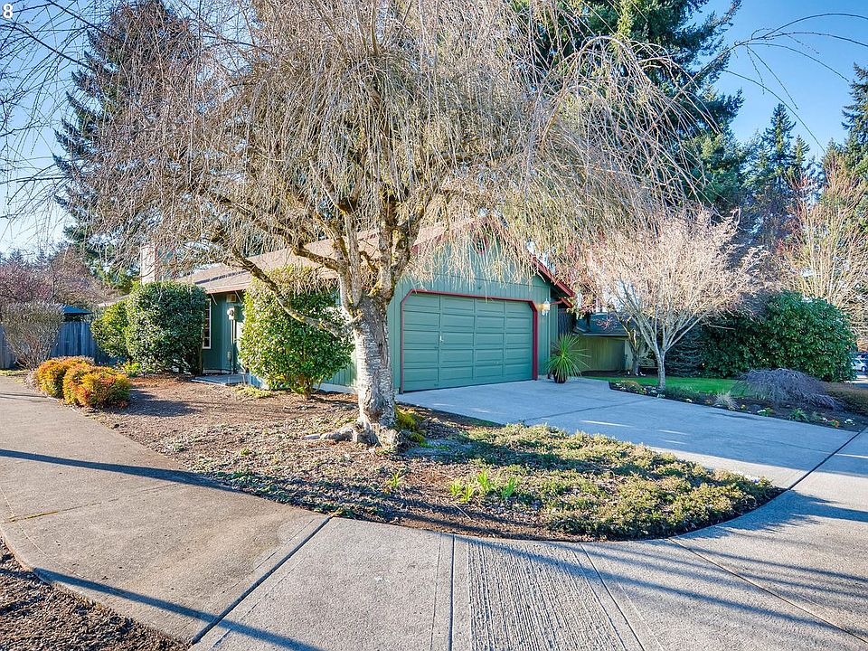 1st image of 4702 NE 138th Pl