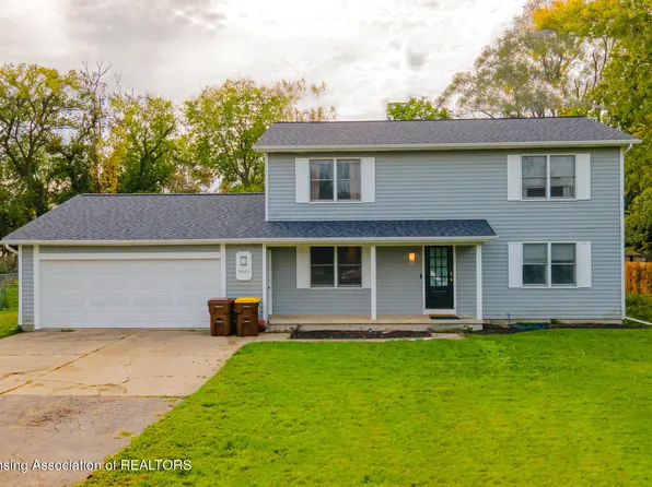 2683 Mansfield Dr, East Lansing, MI 48823