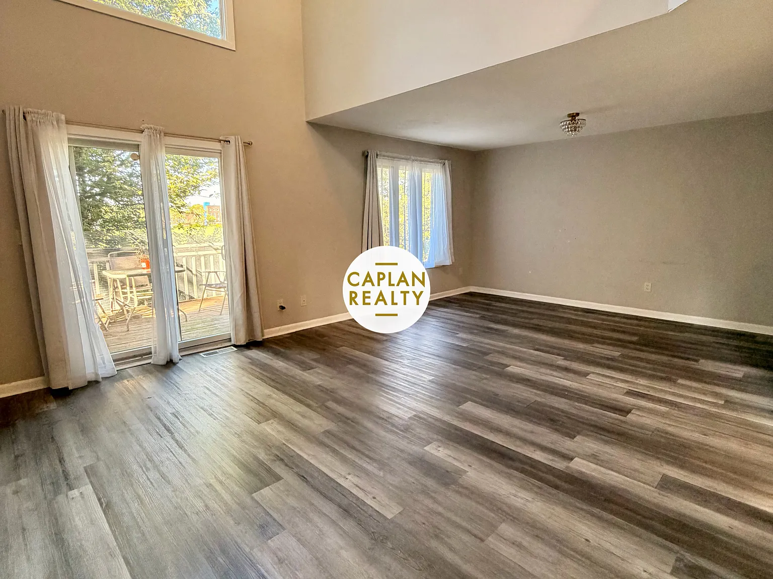 3 bed, 2.5 bath, 1475 sqft, $2,550 — Photo 1