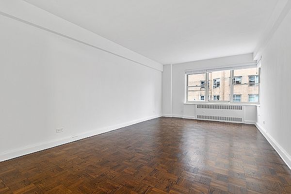 1st image of 136 E 16th St #13F