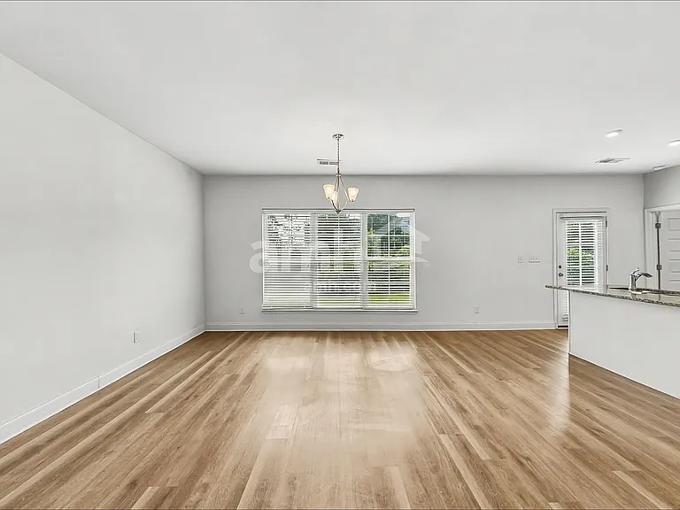 5022 Mountain Springs Rd — Photo 5
