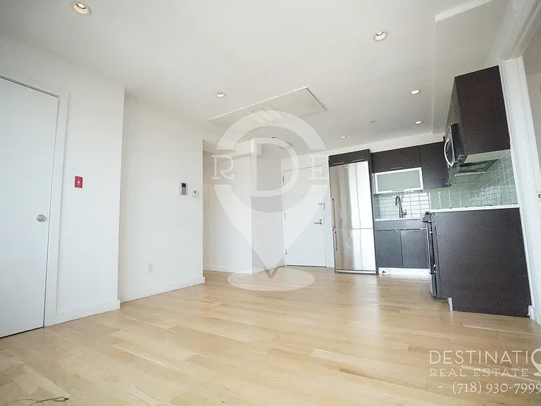 639 4th Ave #8D — Photo 14