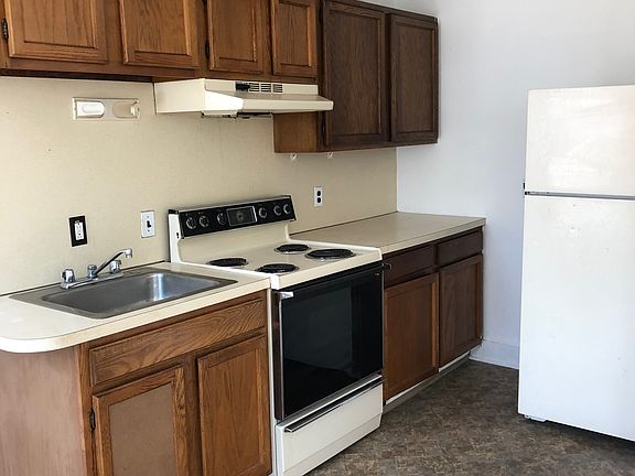 3rd image of 1400 N King St #1