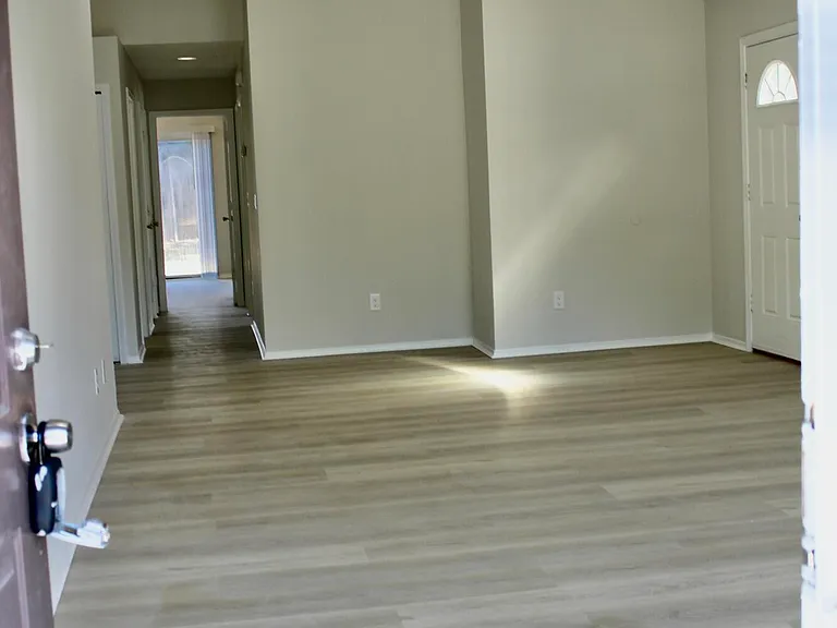 10178 Geni Hill Cir N — Photo 3