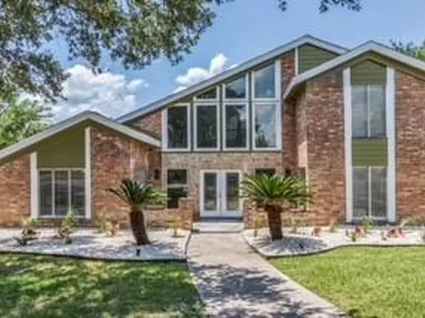 5421 Blue Haven Dr, Willis, TX 77318
