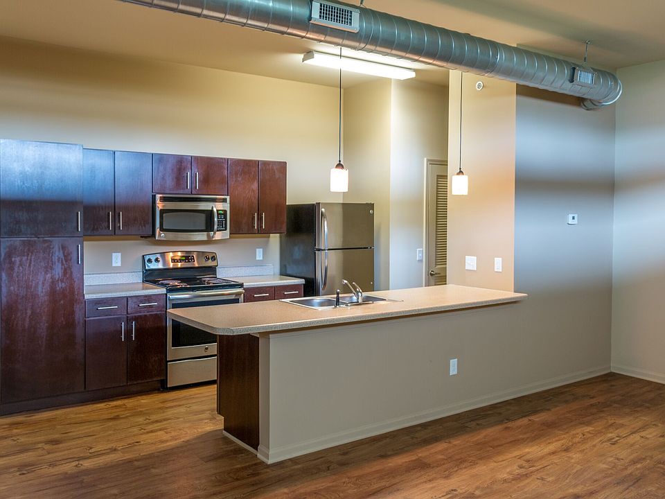 1st image of 5106 Delaware Ave APT 108