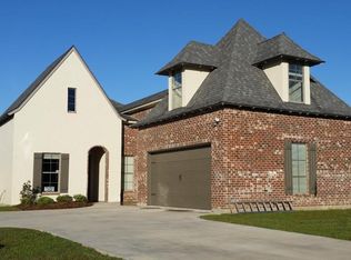 104 Hazy River Way, Lafayette, LA 70508