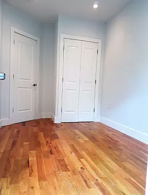 Rented by Greenrock Management | media 25