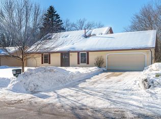 7542 Immanuel Ave S, Cottage Grove, MN 55016