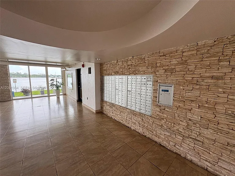 1075 NE Miami Gardens Dr #211 — Photo 15