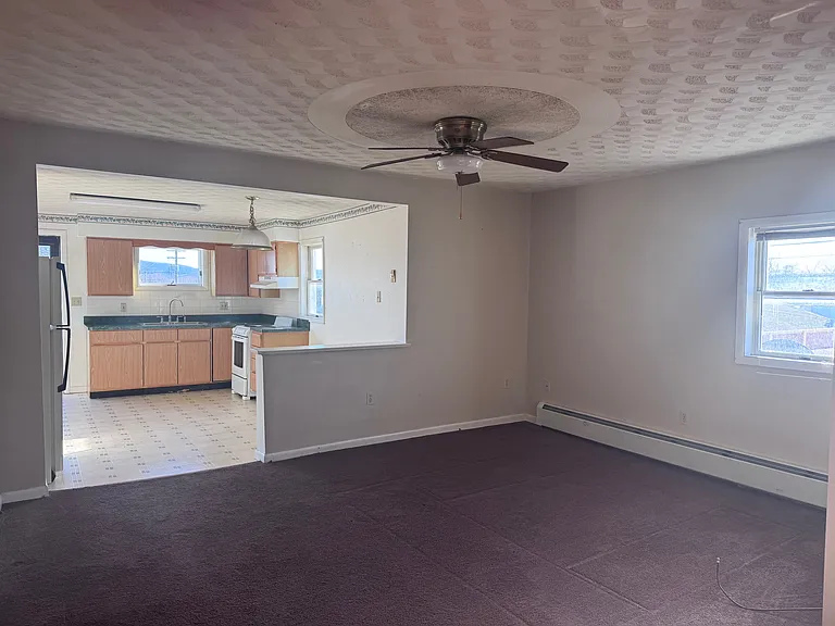 178 S Nesbitt St #C — Photo 2