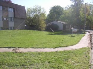 3818 Lombard St, Rockford, IL 61114