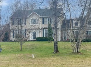 39 Ridge Blvd, East Granby, CT 06026