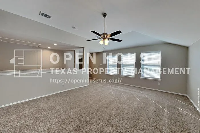 1113 Mourning Dove Dr — Photo 23