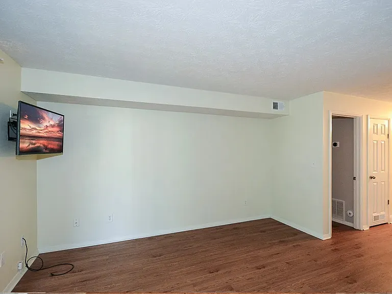 307 Park Ridge Cir #307 — Photo 26