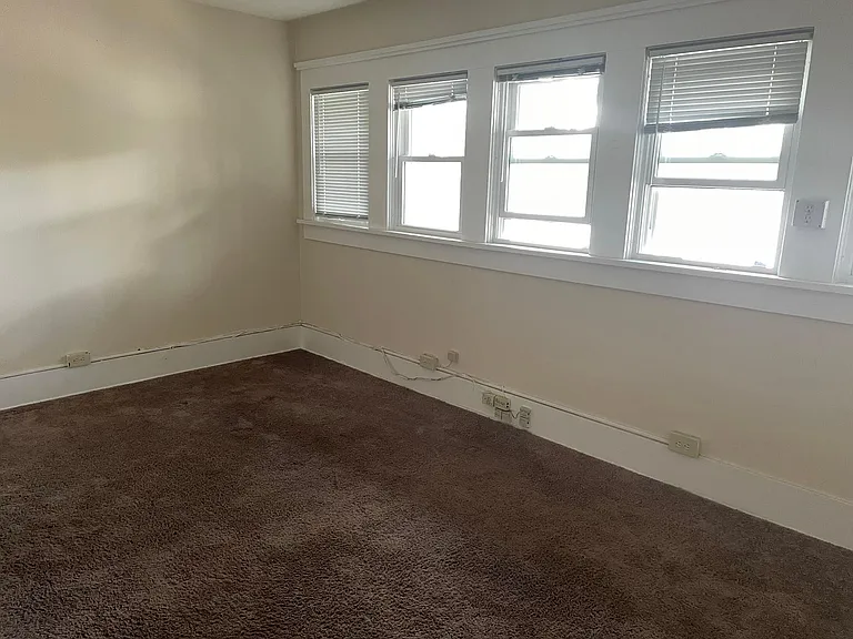 1716 E Michigan Ave — Photo 5