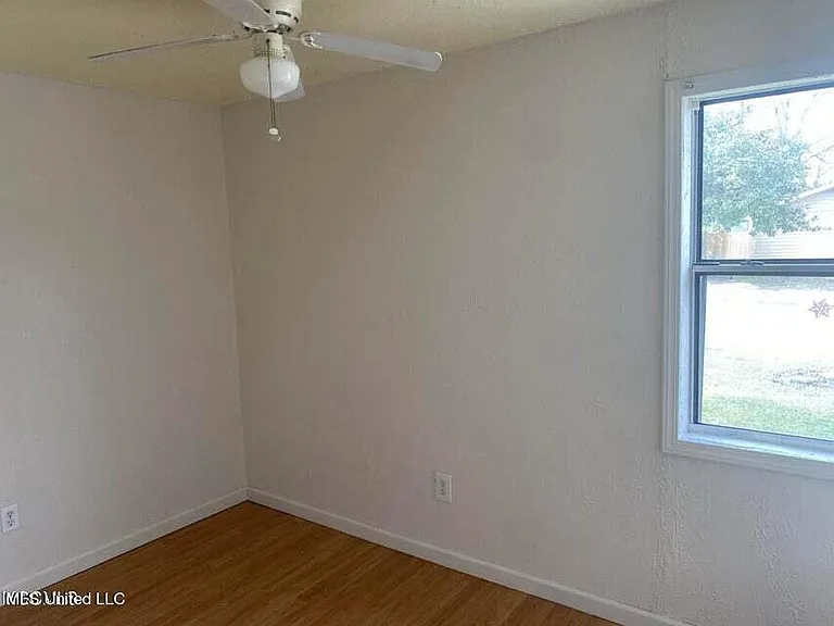 3010 Martin St #B — Photo 5