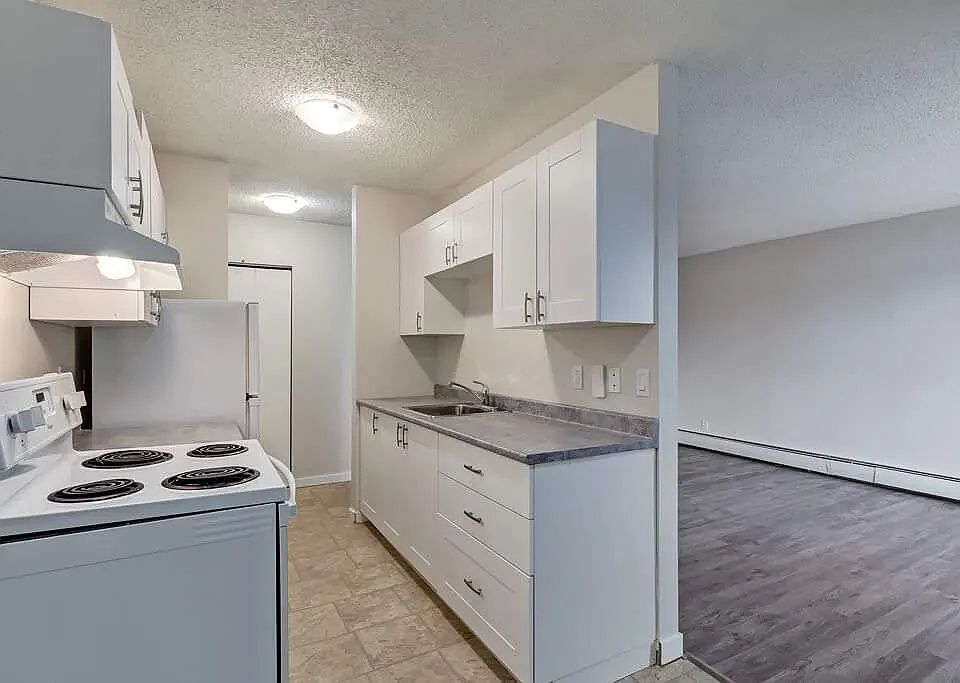 1st image of 355 Northview Rd #499730