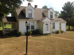 4230 Mortons Ferry Rd, Nathalie, VA 24577