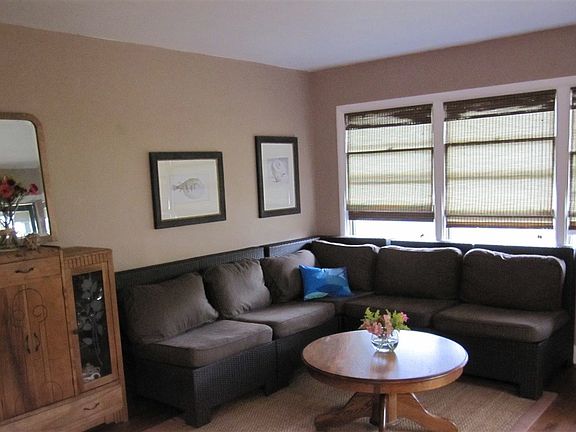 5th image of 212 D Ave