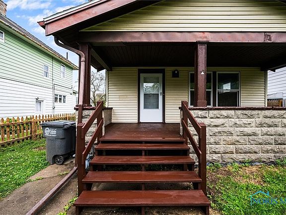 4th image of 1515 Kelsey Ave