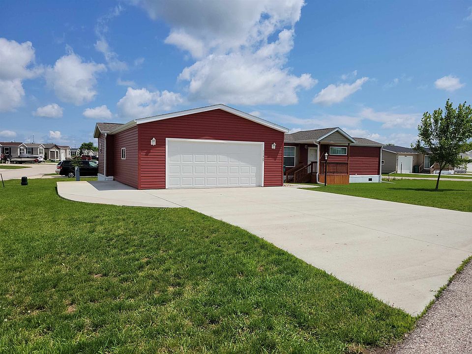 1st image of 3200 Okoboji Ave #118