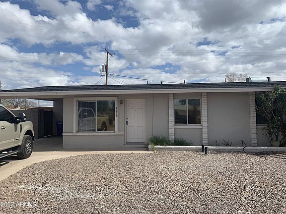 3rd image of 1135 N Dresden Cir