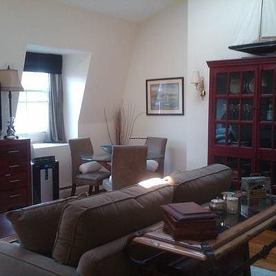 2nd image of 139 Beacon St APT 2