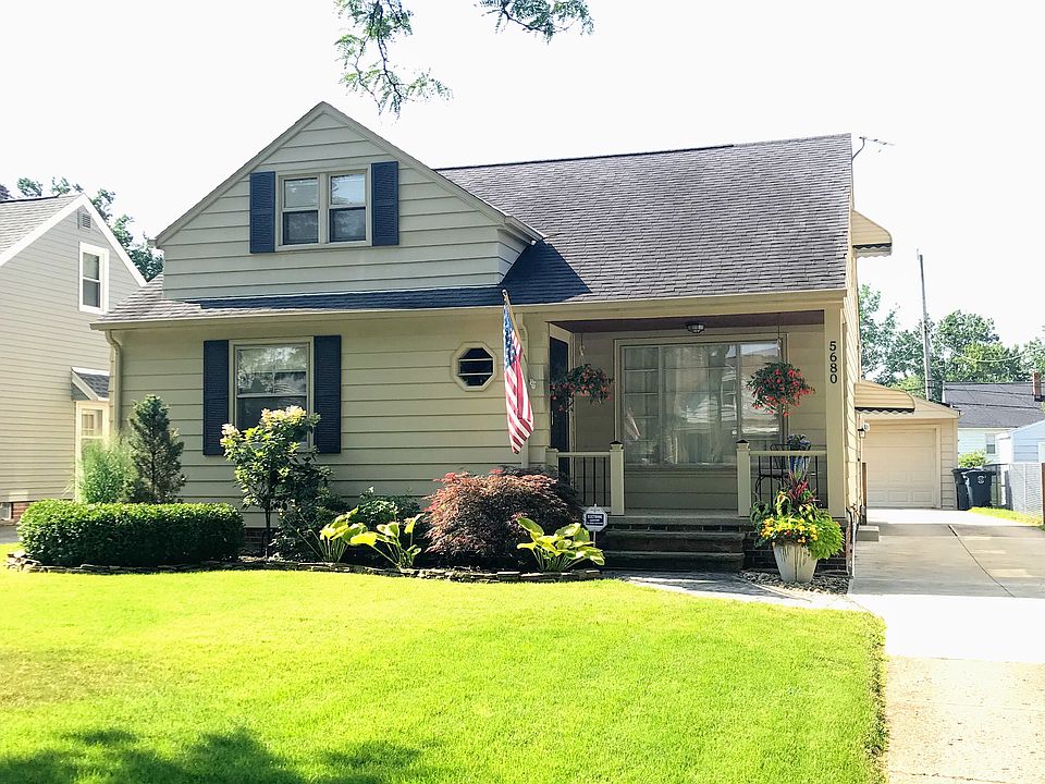 1st image of 5680 Cherokee Dr