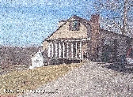 2720 Spring Dr photo 1