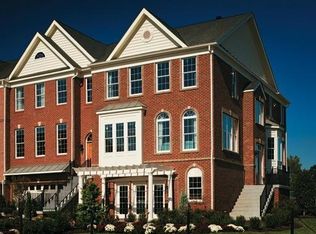 23410 Berkeley Meadows Dr, Ashburn, VA 20148