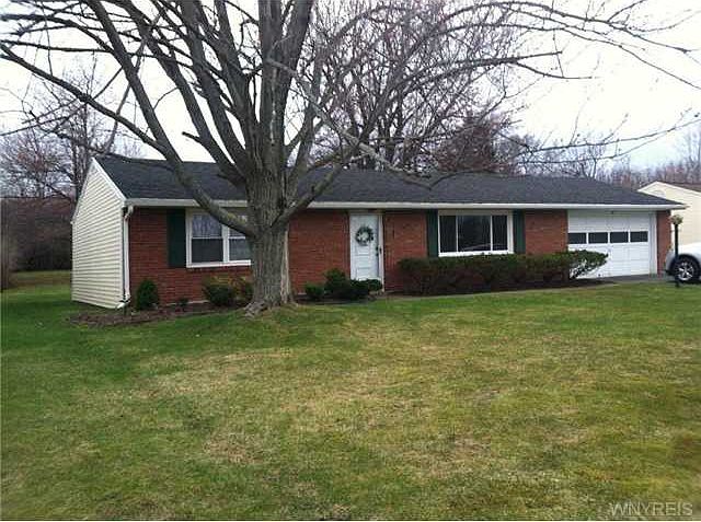 1st image of 67 Campus Dr W