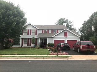310 Samantha Dr, Sterling, VA 20164