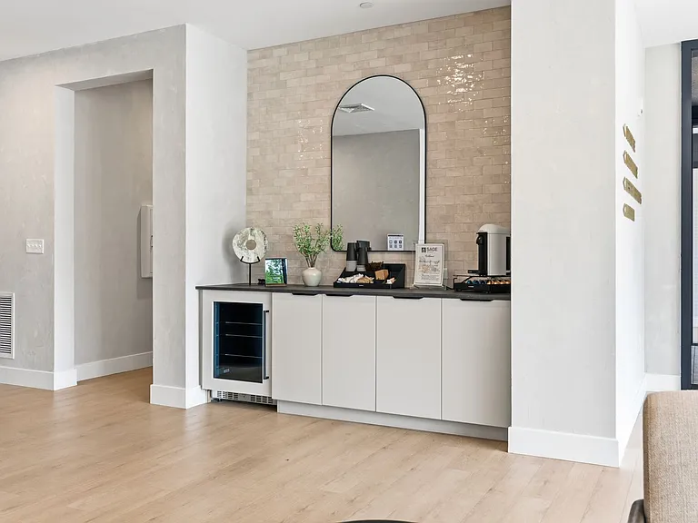 2454 Lafayette Rd #201 — Photo 33