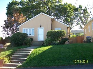 120 Edgeworth Ave, Providence, RI 02904