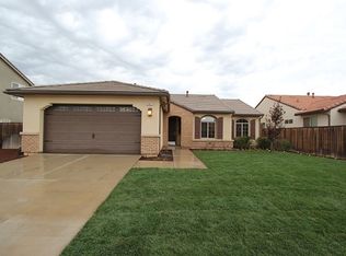 5872 W Richert Ave, Fresno, CA 93722