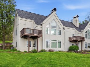 7 Ridgemead Fields Dr, Verona, PA 15147